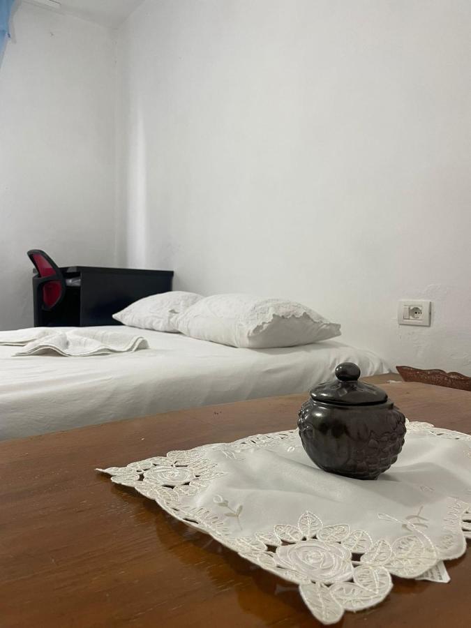 Communist Style Room شكودر المظهر الخارجي الصورة